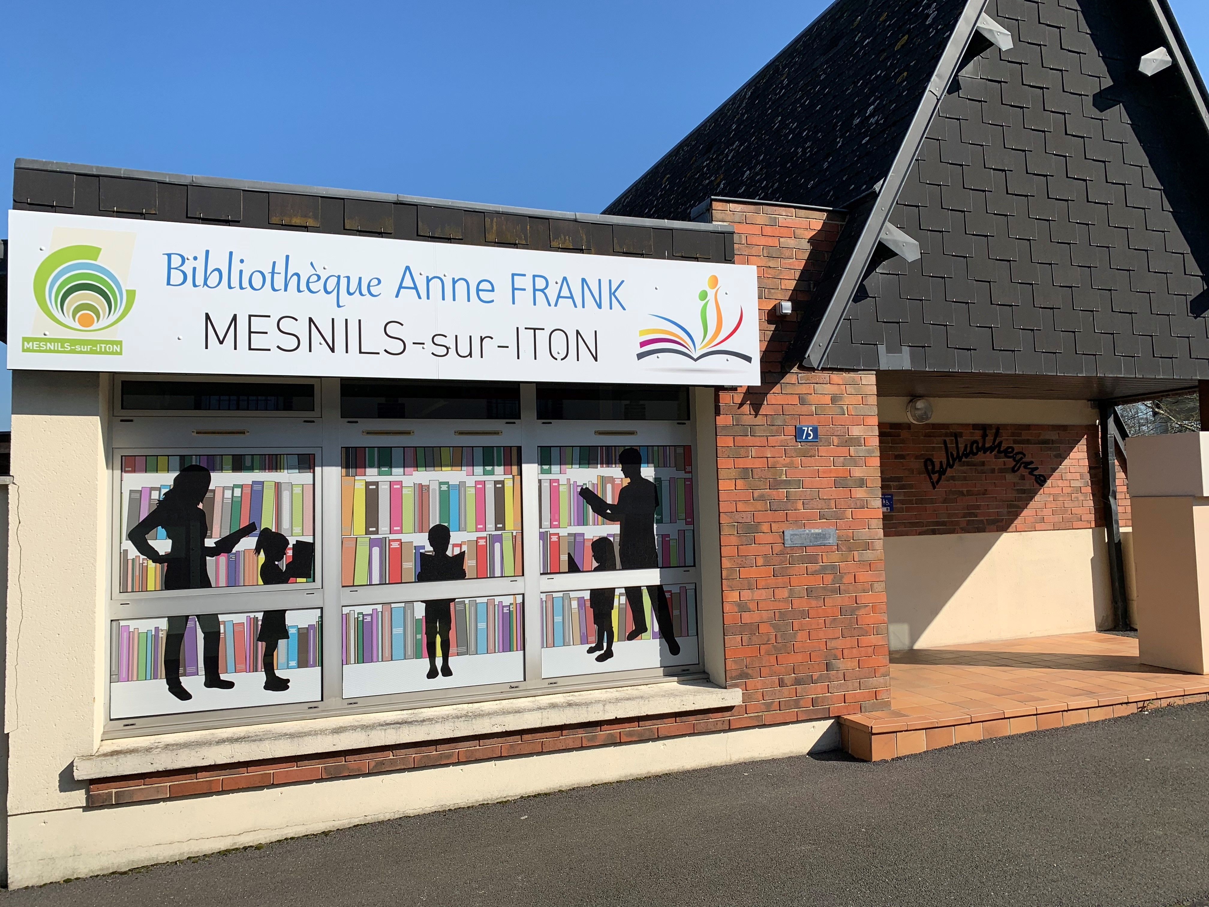 Bibliotheque Anne Frank - devanture
